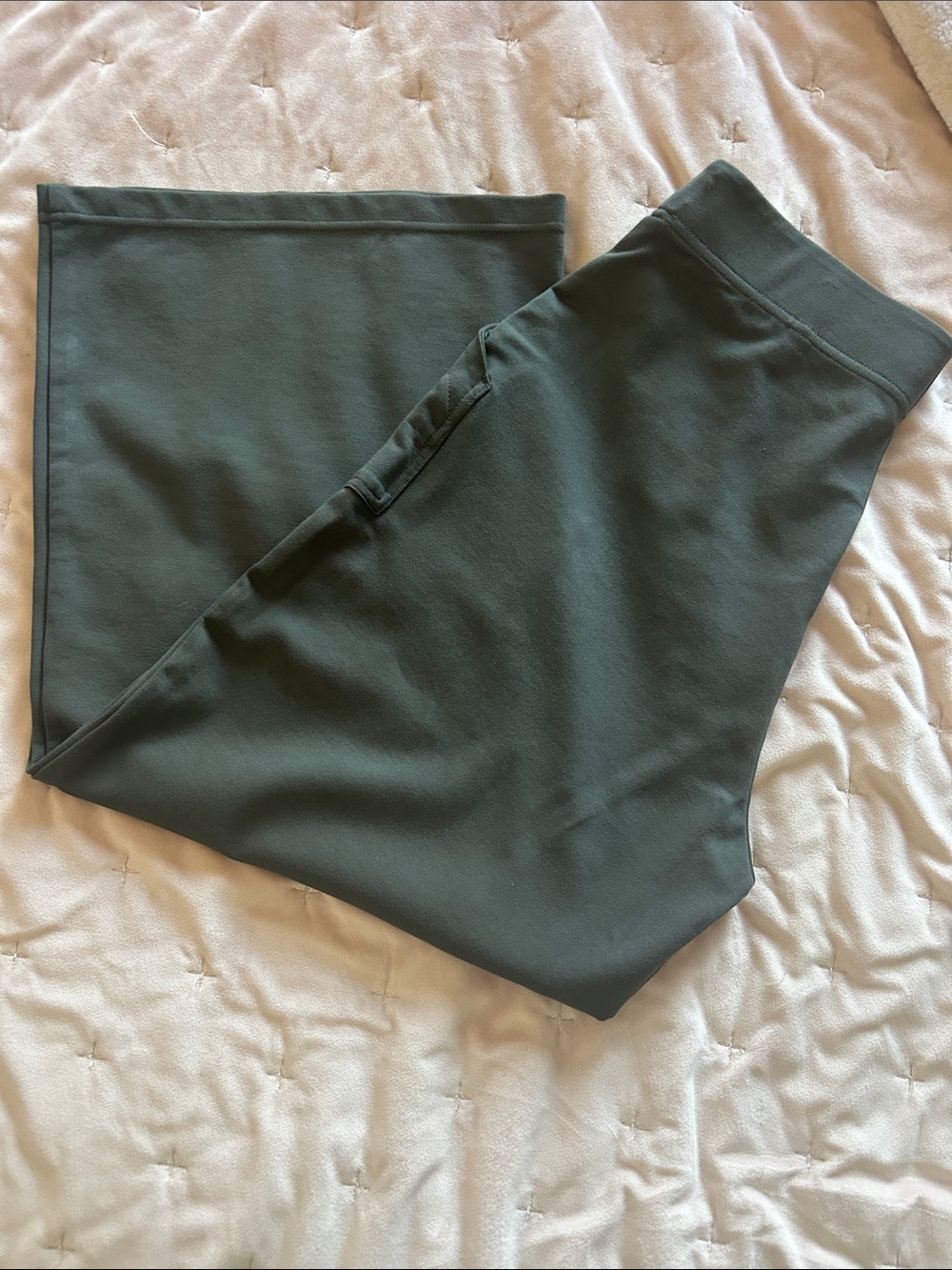 Max Studio London Army Green Crop Knit Wide Leg Pants
